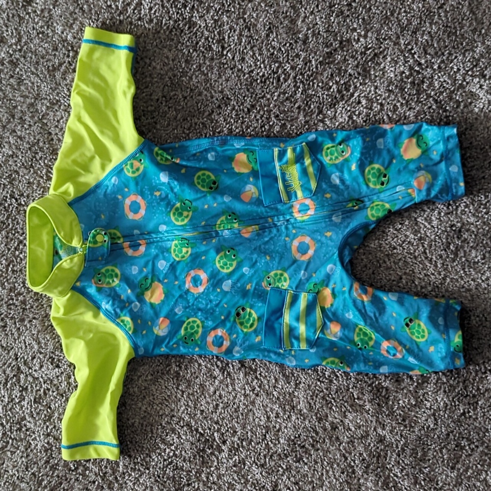 Infant uvskinz swimsuit